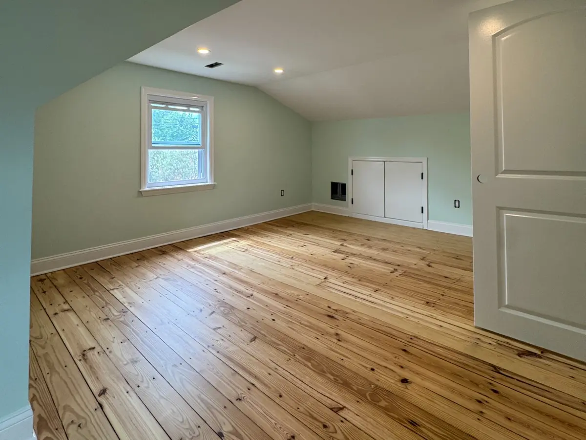 Hardwood floor refinishing in Howell, NJ