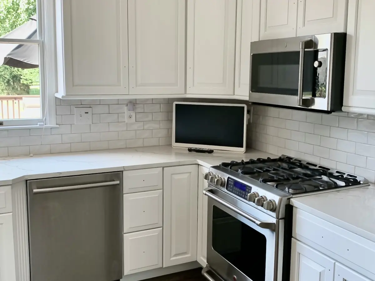 White cabinets with stove project